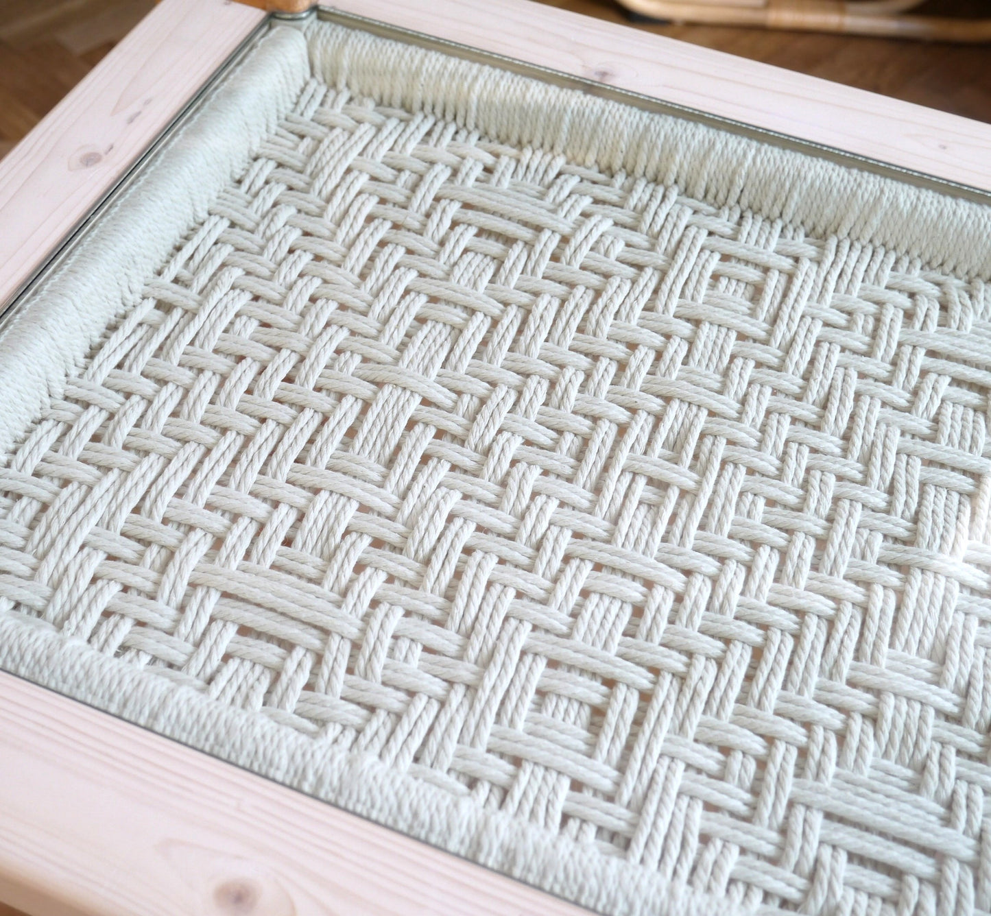 O.C living Macrame Table